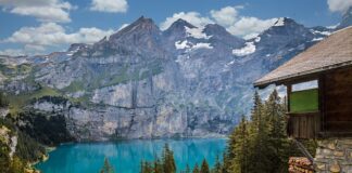 Jak doprowadzić wodę do kabiny prysznicowej? Jak doprowadzić wodę do kabiny prysznicowej?