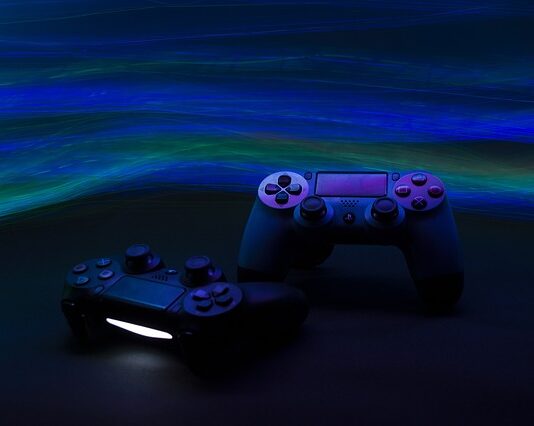 Co jest lepsze Xbox czy PS?