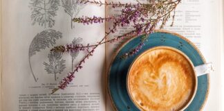 Jak zrobić krem do tortu bez mascarpone? Jak zrobić krem do tortu bez mascarpone?