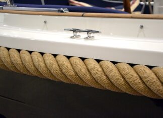 Jak działa Knaga szczękowa?