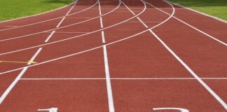 Jakie podłoże pod boisko?