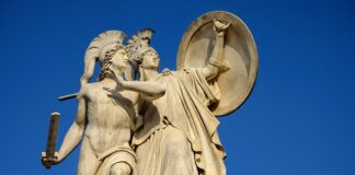 Ile uderzeń poza para potrzeba aby uzyskać Boga w golfie?