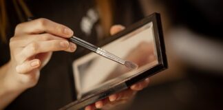 Co wsadzić do kosmetyczki?